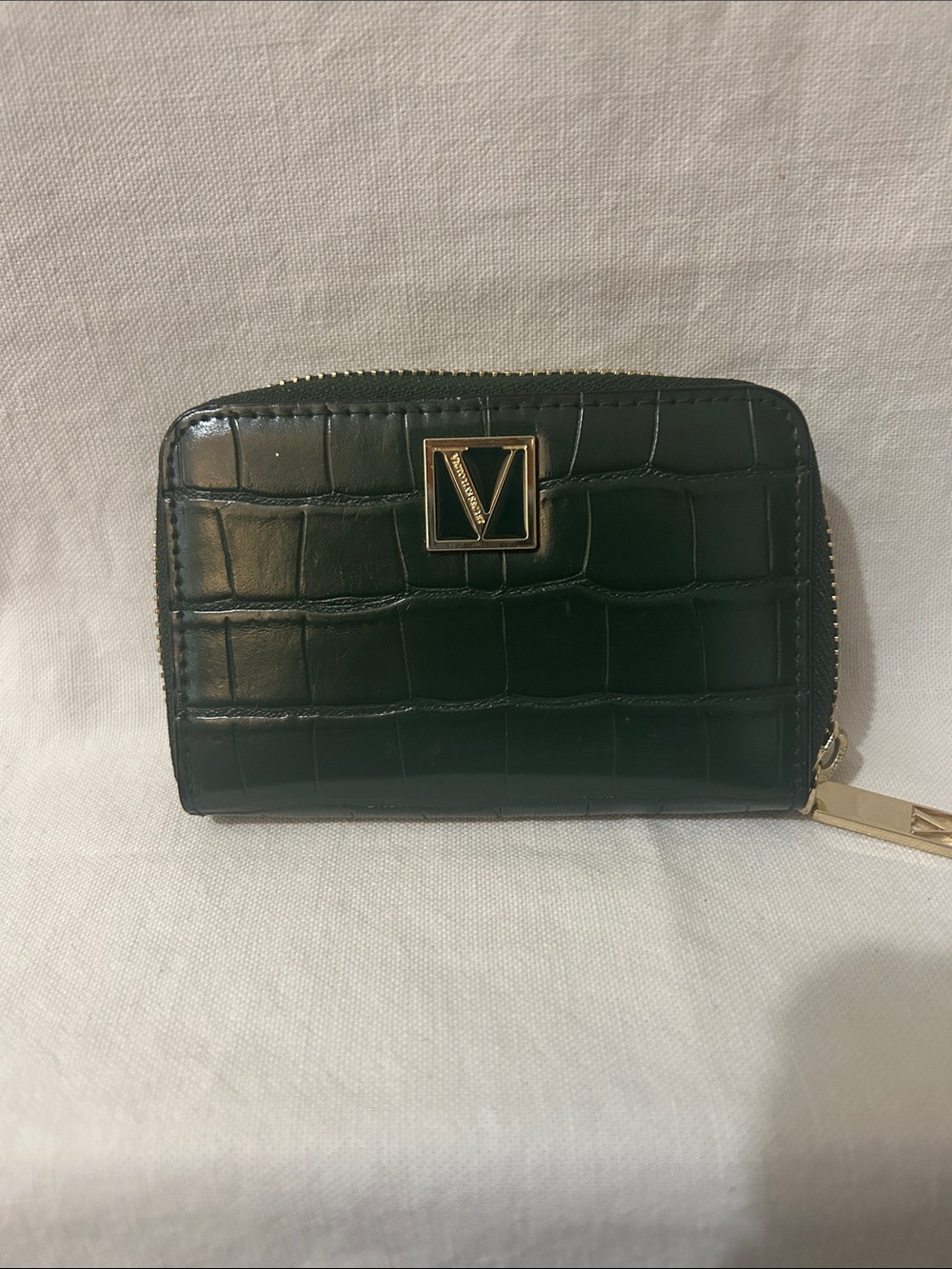 Victoria Secret Dark Green Croc-Embossed Zip Wallet with Gold Logo